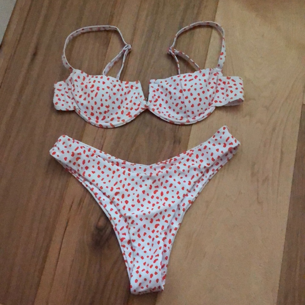 BIKINI